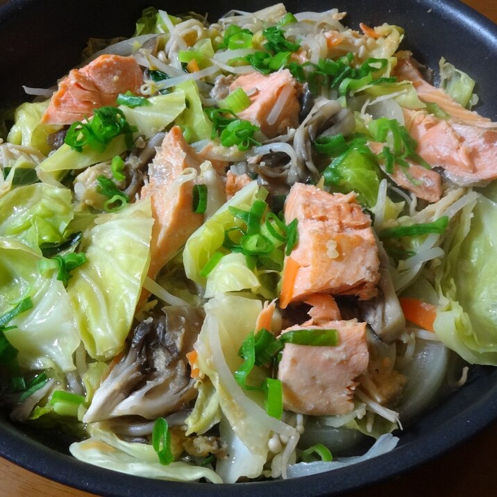 フライパンで簡単に!野菜たっぷりちゃんちゃん焼き